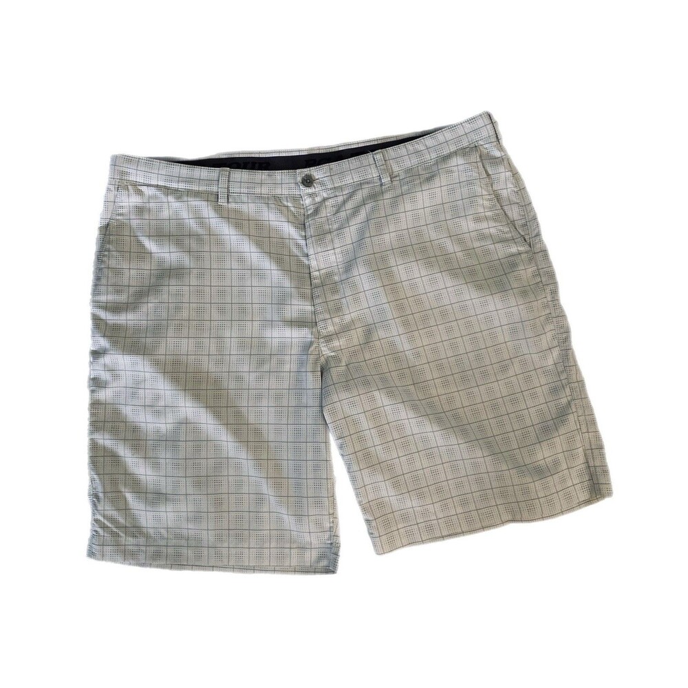 PGA TOUR Men’s Golf Shorts Size 42 White /Gray Plaid Performance 10” Inseam